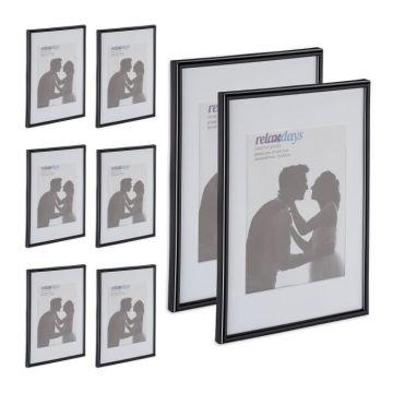Набор из 8 фоторамок 30,5x22x1,5см., черные