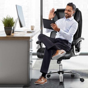 Office chair, With high backrest and armrests, 67 × 68 × 114–122 cm