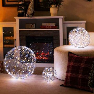 Valgustatud jõulukuulide komplekt, 3 tk, 435 LED-tuld